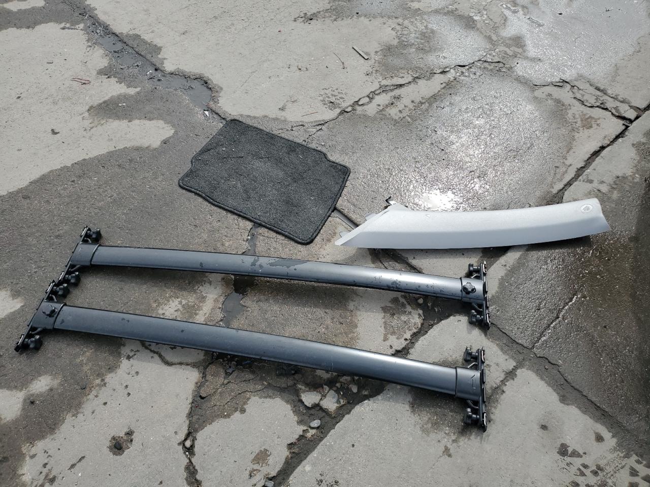 2012 Toyota Highlander VIN 5TDBK3EH0CS170590 Copart auction photo, side damage thumbnail 13