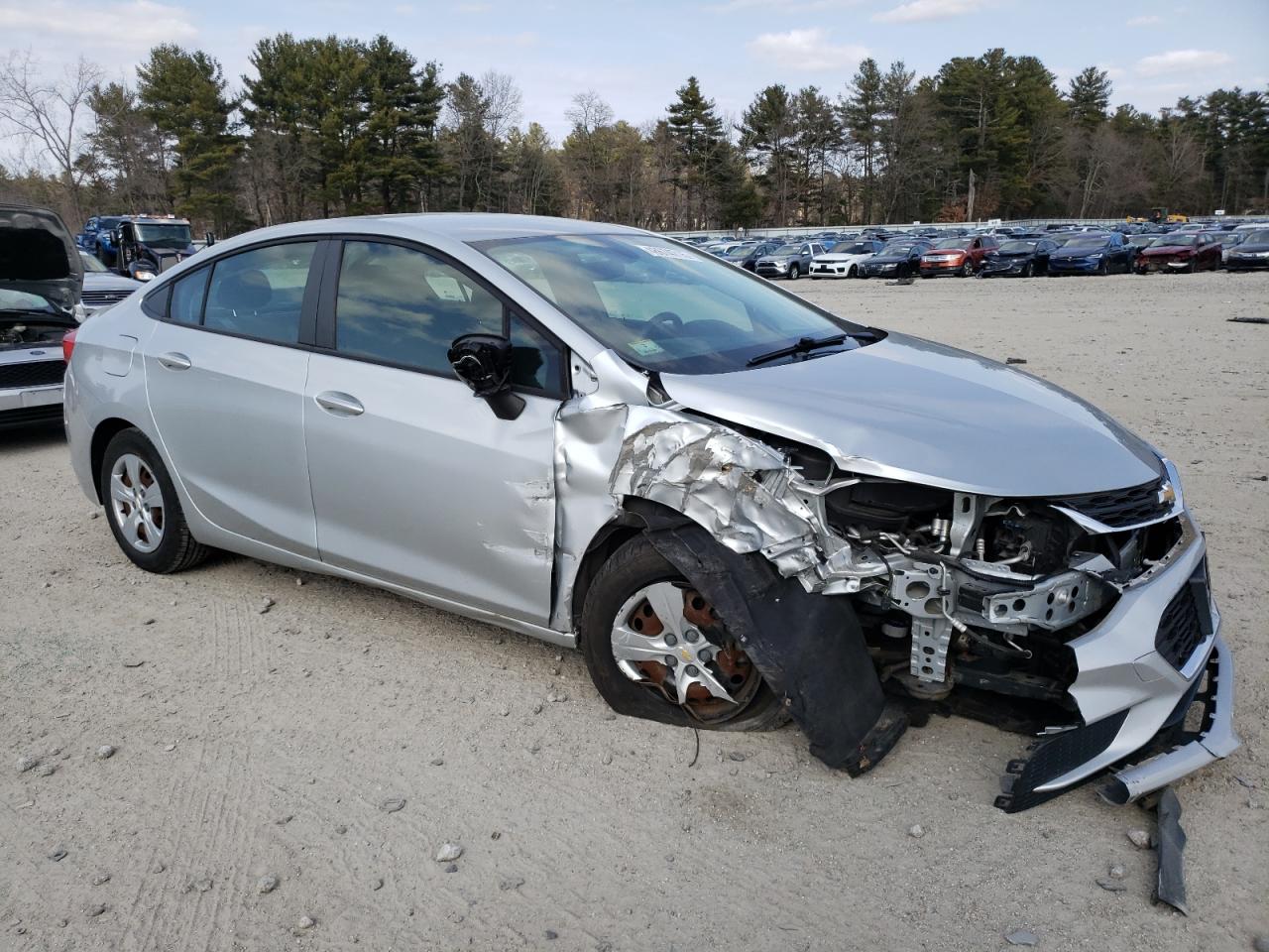 2016 Chevrolet Cruze VIN 1G1BC5SM7G7301436 Copart auction photo, front end / minor dent/scratches damage thumbnail 4