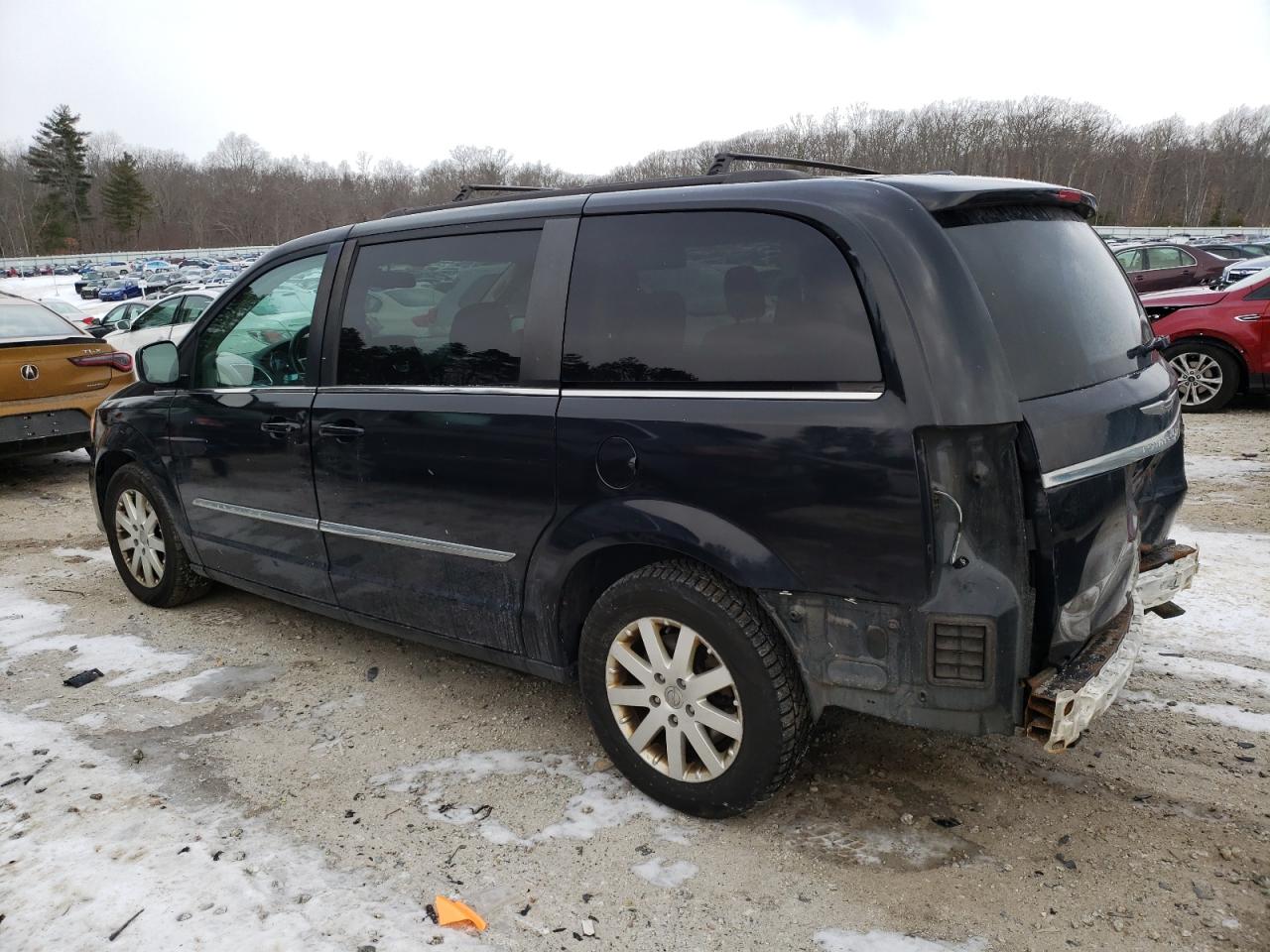2015 Chrysler Town & Country VIN 2C4RC1BG4FR578101 Copart auction photo, rear end / minor dent/scratches damage thumbnail 2