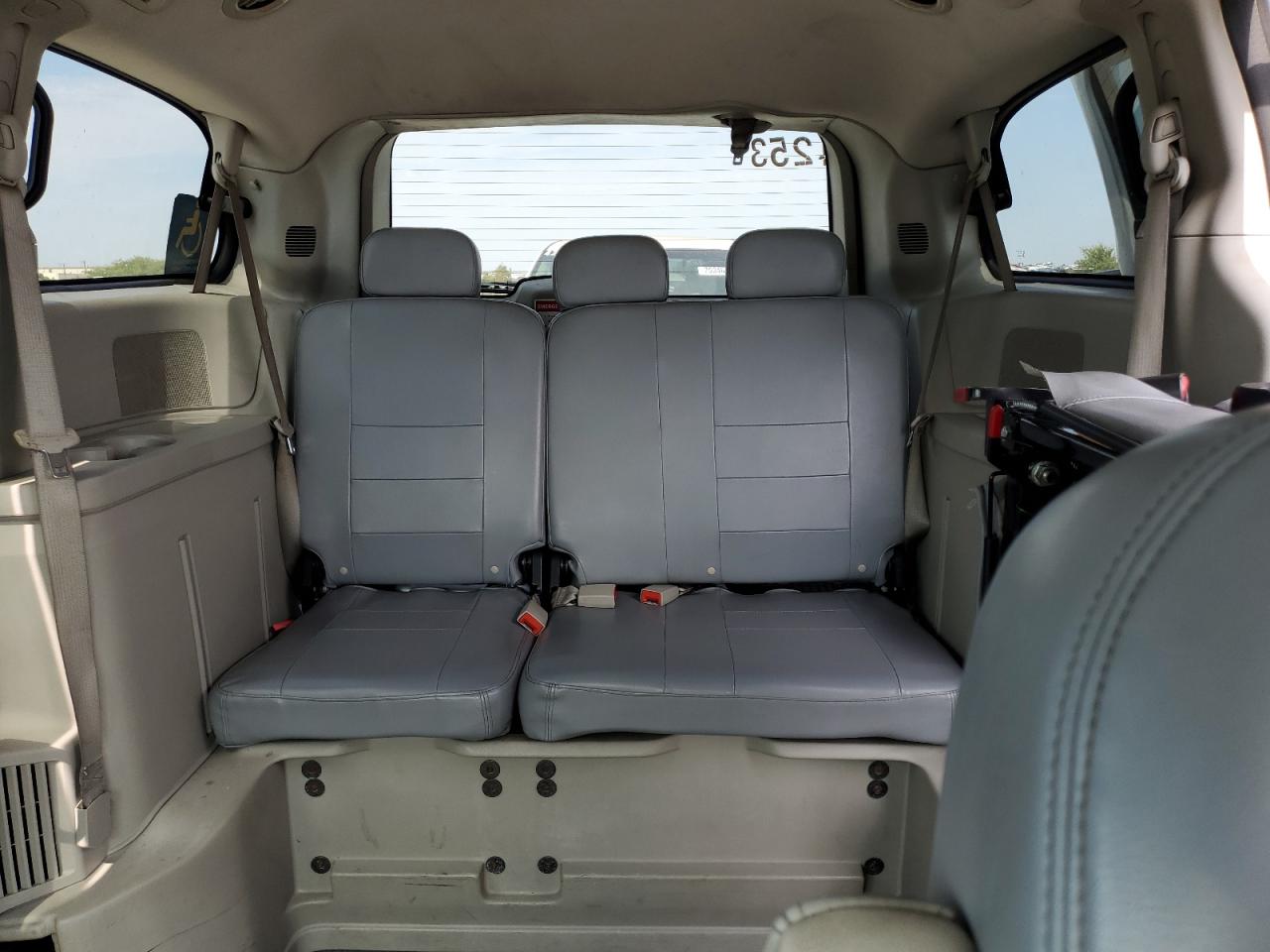 2017 Dodge Caravan VIN 2C4RDGBG9HR802322 Copart auction photo, minor dent/scratches damage thumbnail 10