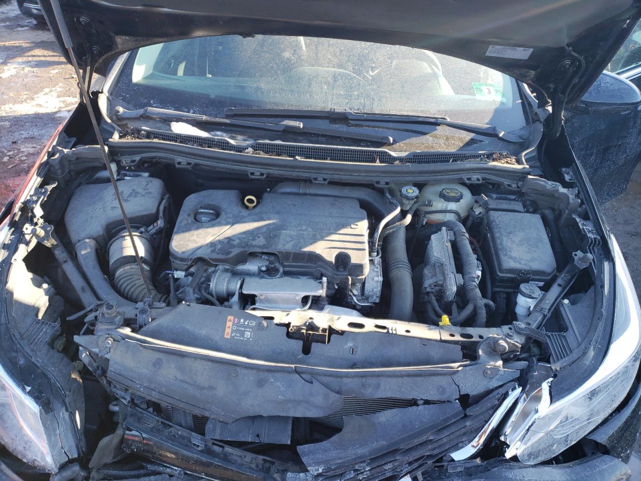 2018 Chevrolet Cruze VIN 1G1BE5SM5J7169178 Copart auction photo, front end damage thumbnail 11