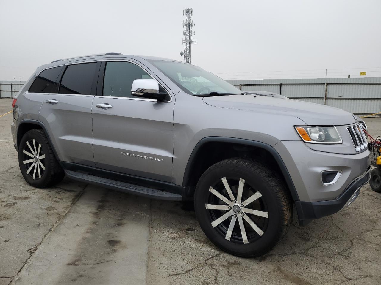 2015 Jeep Grand Cherokee VIN 1C4RJFBT7FC215669 Copart auction photo, rear end / front end damage thumbnail 4
