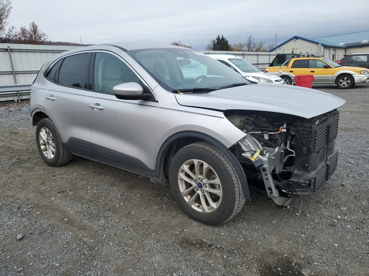 2020 Ford Escape VIN 1FMCU9G6XLUB17965 Copart auction photo, front end / rear end damage thumbnail 4