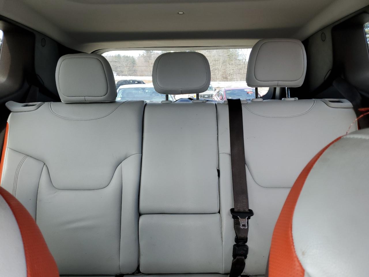 2015 Jeep Renegade VIN ZACCJBDT9FPC36174 Copart auction photo, front end / minor dent/scratches damage thumbnail 10