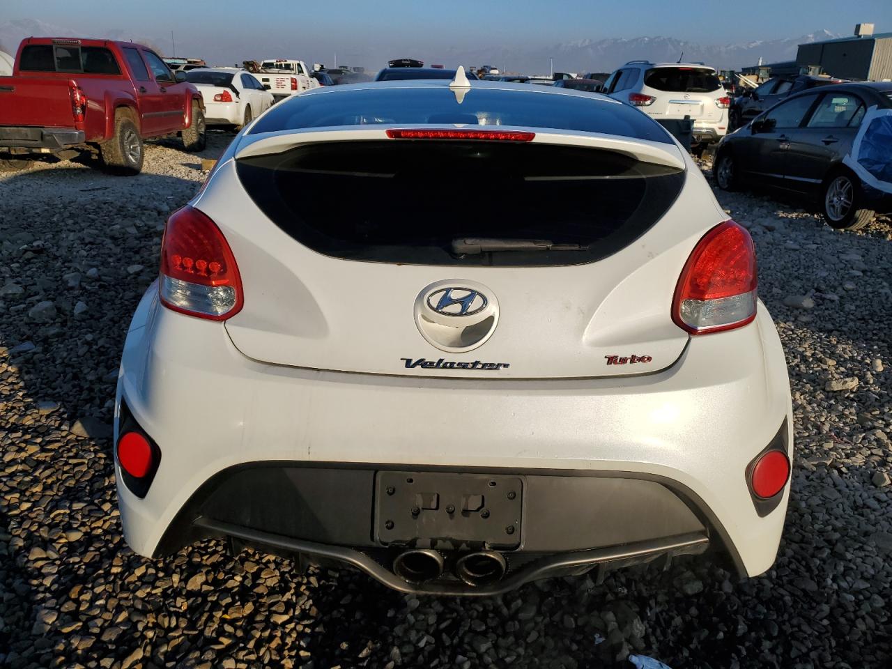 2013 Hyundai Veloster VIN KMHTC6AE0DU123230 Copart auction photo, front end damage thumbnail 6