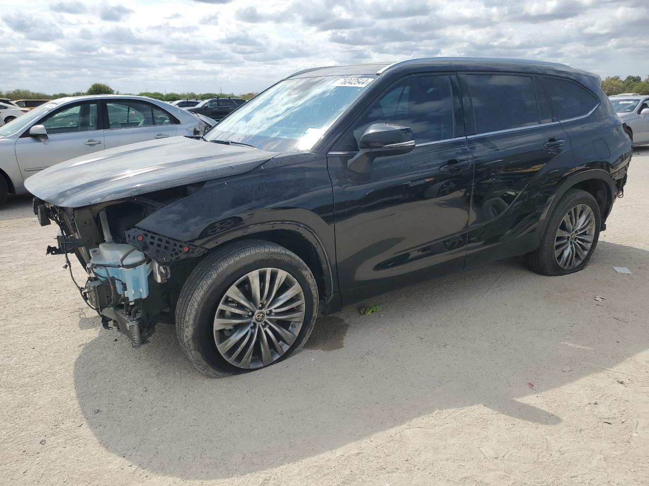2022 Toyota Highlander VIN 5TDFZRAH5NS109180