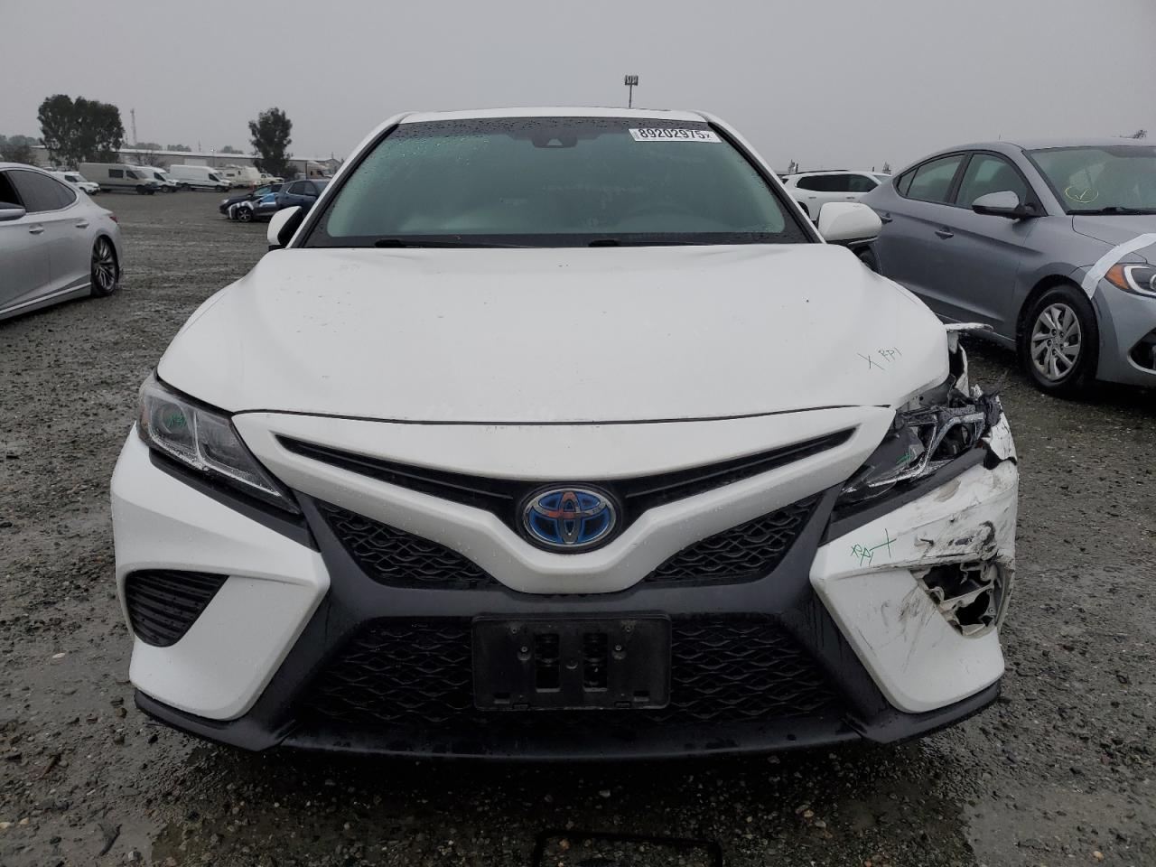 2018 Toyota Camry VIN 4T1B21HK1JU509471 Copart auction photo, front end / rear end damage thumbnail 5