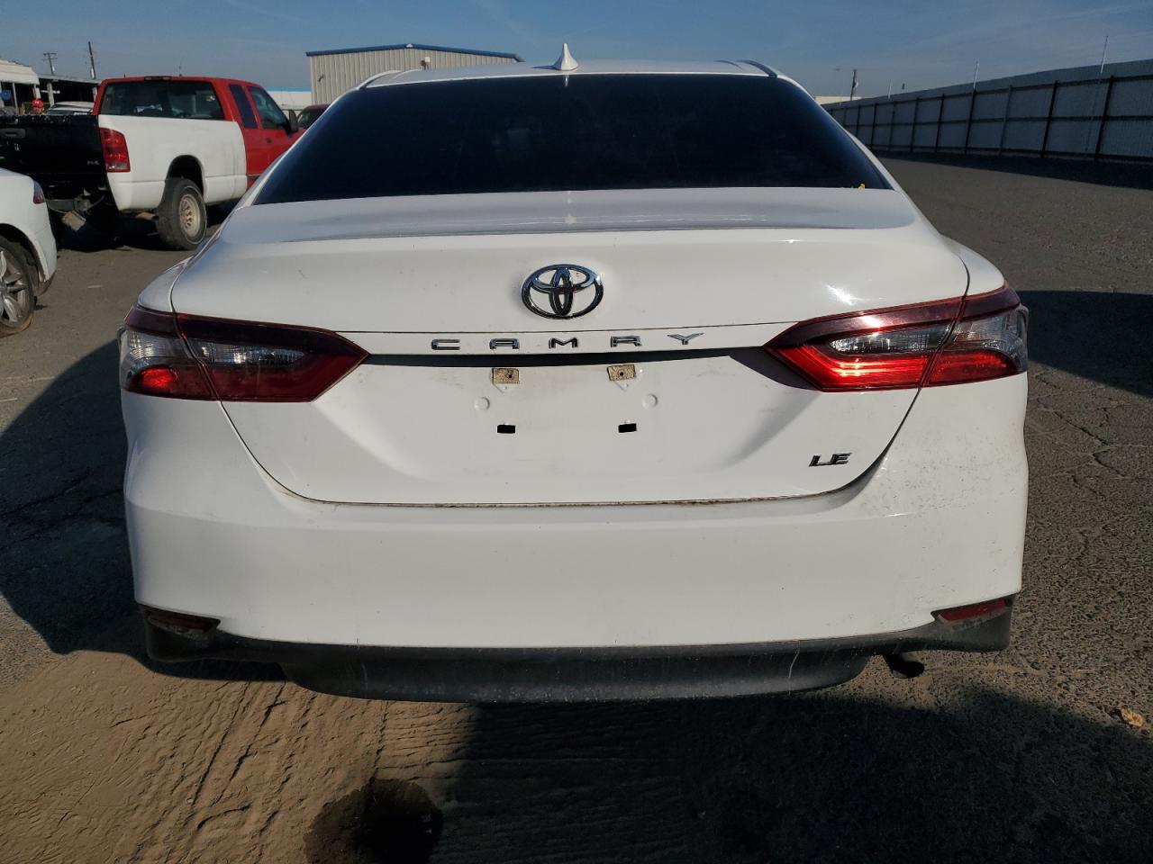 2022 Toyota Camry VIN 4T1C11AK4NU068393 Copart auction photo, front end damage thumbnail 6