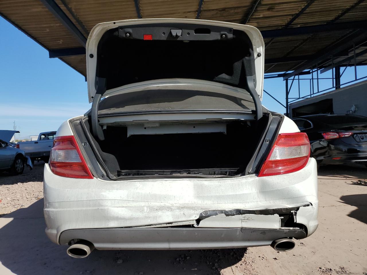 2010 Mercedes-Benz C-klasse VIN WDDGF5EB6AR110364 Copart auction photo, rear end damage thumbnail 6