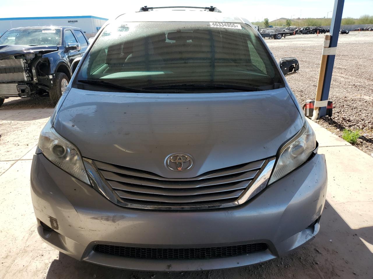 2017 Toyota Sienna VIN 5TDKZ3DCXHS839957 Copart auction photo, front end / side damage thumbnail 5