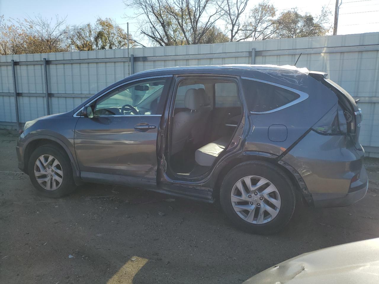 2015 Honda CR-V VIN 2HKRM3H73FH559116 Copart auction photo, side damage thumbnail 2