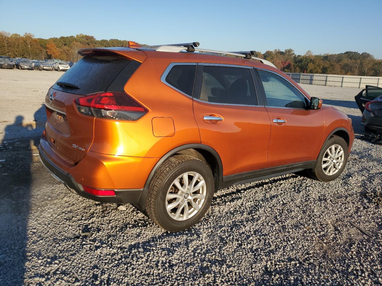 2019 Nissan Rogue VIN 5N1AT2MV9KC738227 Copart auction photo, front end / minor dent/scratches damage thumbnail 3