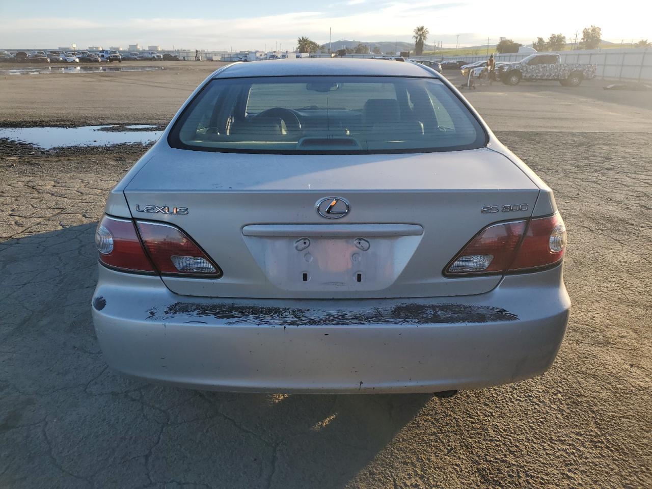 2002 Lexus ES VIN JTHBF30G320037065 Copart auction photo, all over damage thumbnail 6