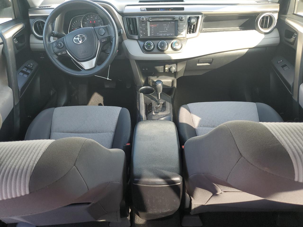 2015 Toyota RAV 4 VIN JTMZFREV8FJ056303 Copart auction photo, rear end damage thumbnail 8