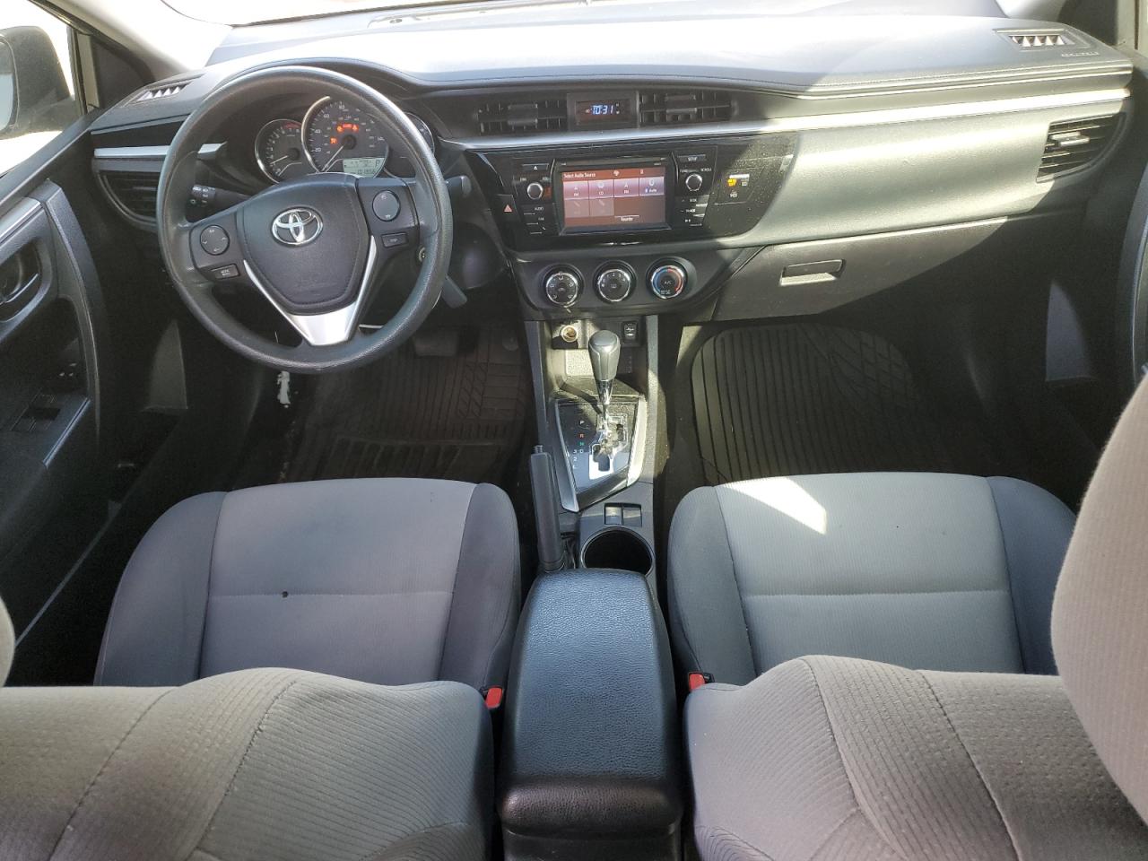 2015 Toyota Corolla VIN 5YFBURHE4FP347069 Copart auction photo, front end / rear end damage thumbnail 8
