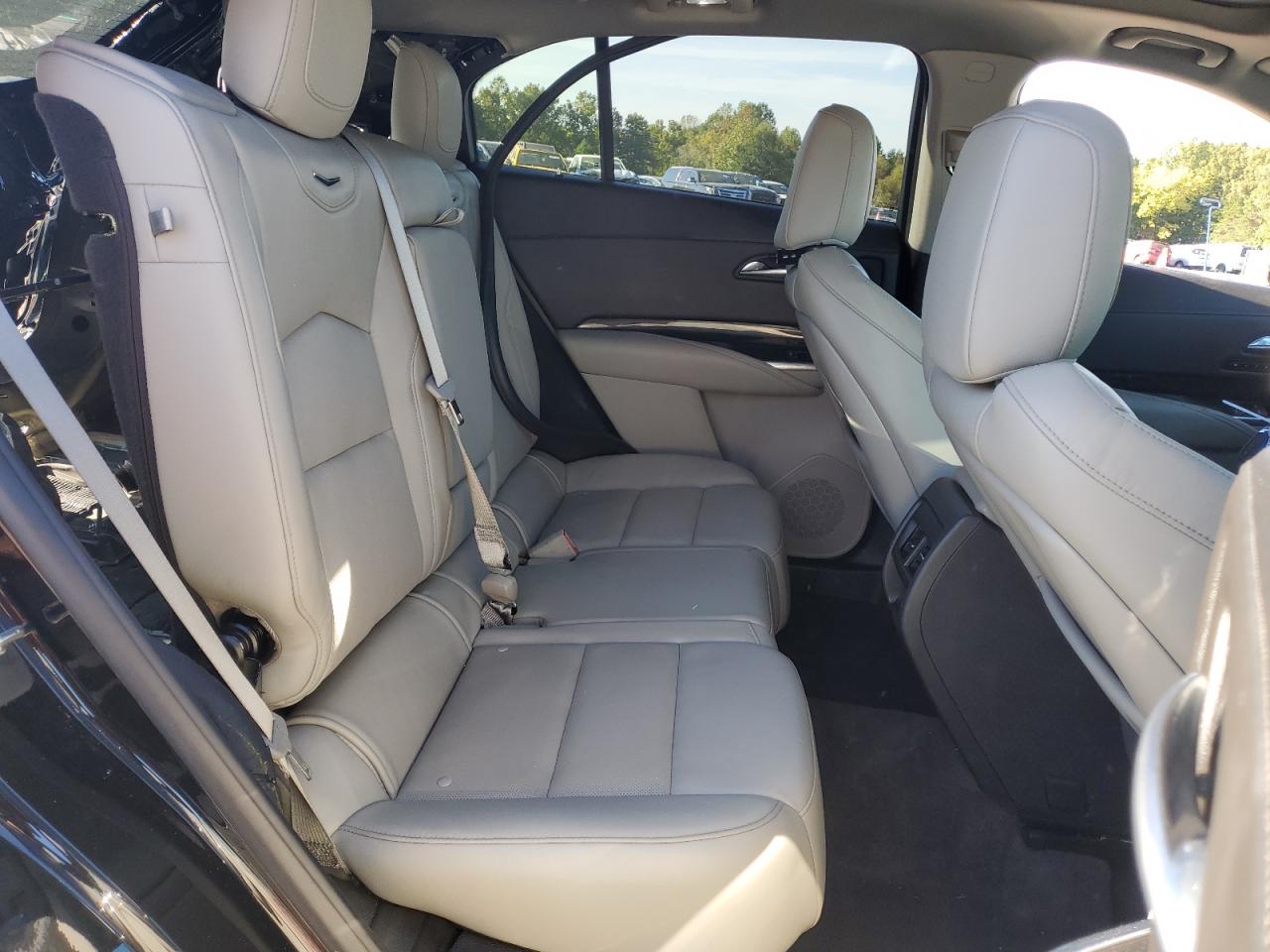 2019 Cadillac XT4 VIN 1GYFZDR48KF227380 Copart auction photo, rear end damage thumbnail 11