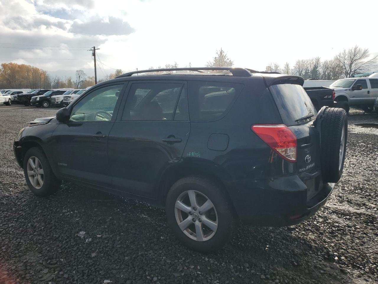 2007 Toyota RAV 4 VIN JTMBK31V576026602 Copart auction photo, front end damage thumbnail 2