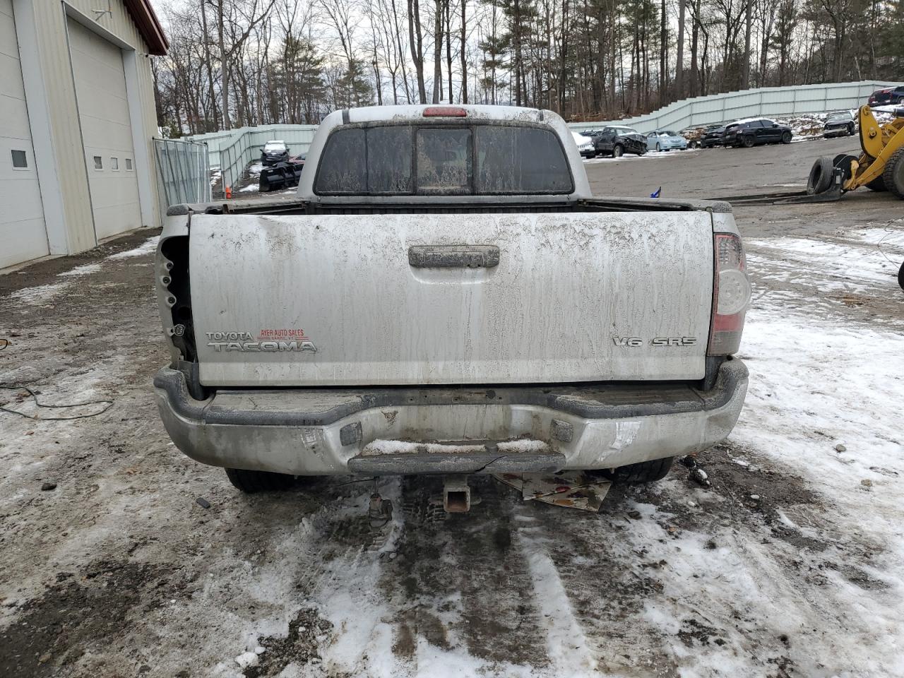 2010 Toyota Tacoma VIN 3TMMU4FN8AM020673 Copart auction photo, front end / all over damage thumbnail 6