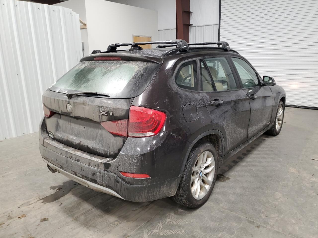 2015 BMW X1 VIN WBAVL1C58FVY24833 Copart auction photo, undercarriage damage thumbnail 3