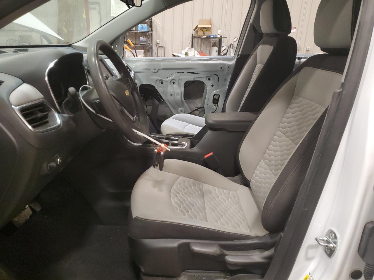 2020 Chevrolet Equinox VIN 3GNAXHEV1LS620282 Copart auction photo, front end / side damage thumbnail 7