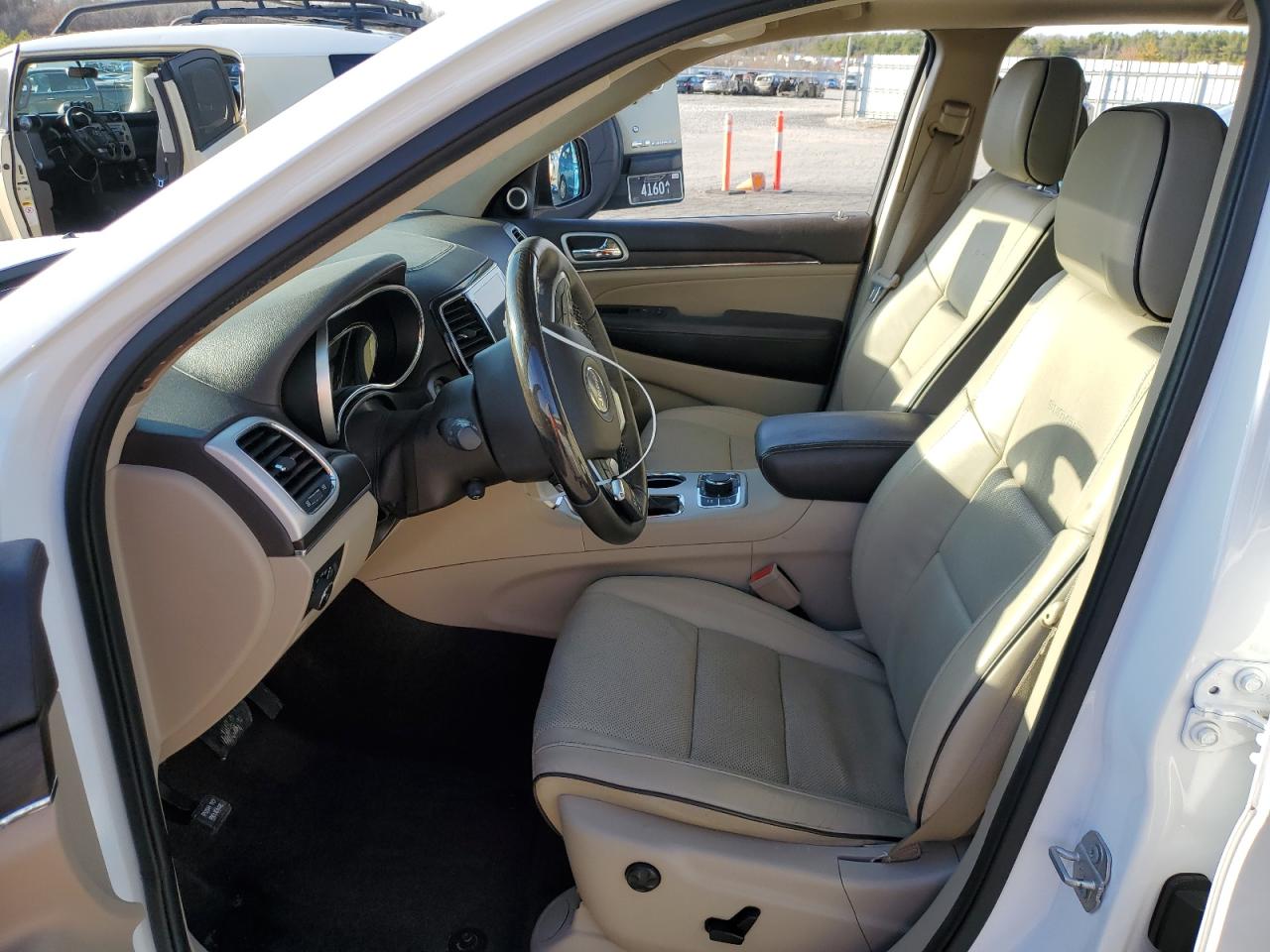 2020 Jeep Grand Cherokee VIN 1C4RJFJG8LC370358 Copart auction photo, side / rear end damage thumbnail 7