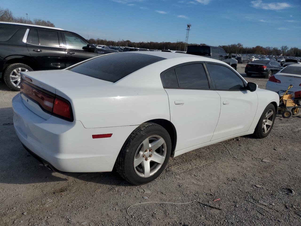 2013 Dodge Charger VIN 2C3CDXAT7DH643681 Copart auction photo, front end / minor dent/scratches damage thumbnail 3