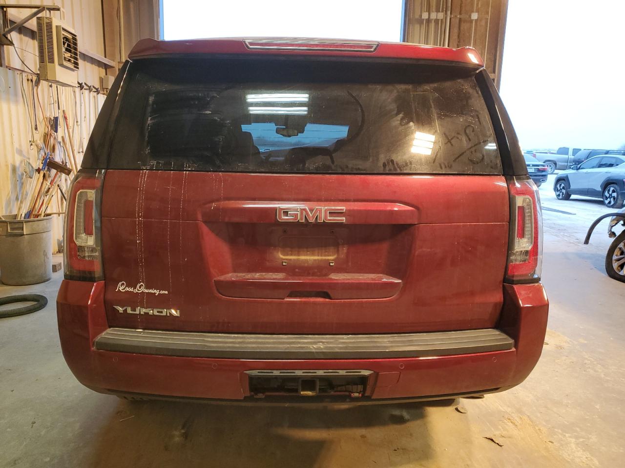 2018 GMC Yukon VIN 1GKS1BKC2JR353544 Copart auction photo, front end / minor dent/scratches damage thumbnail 6
