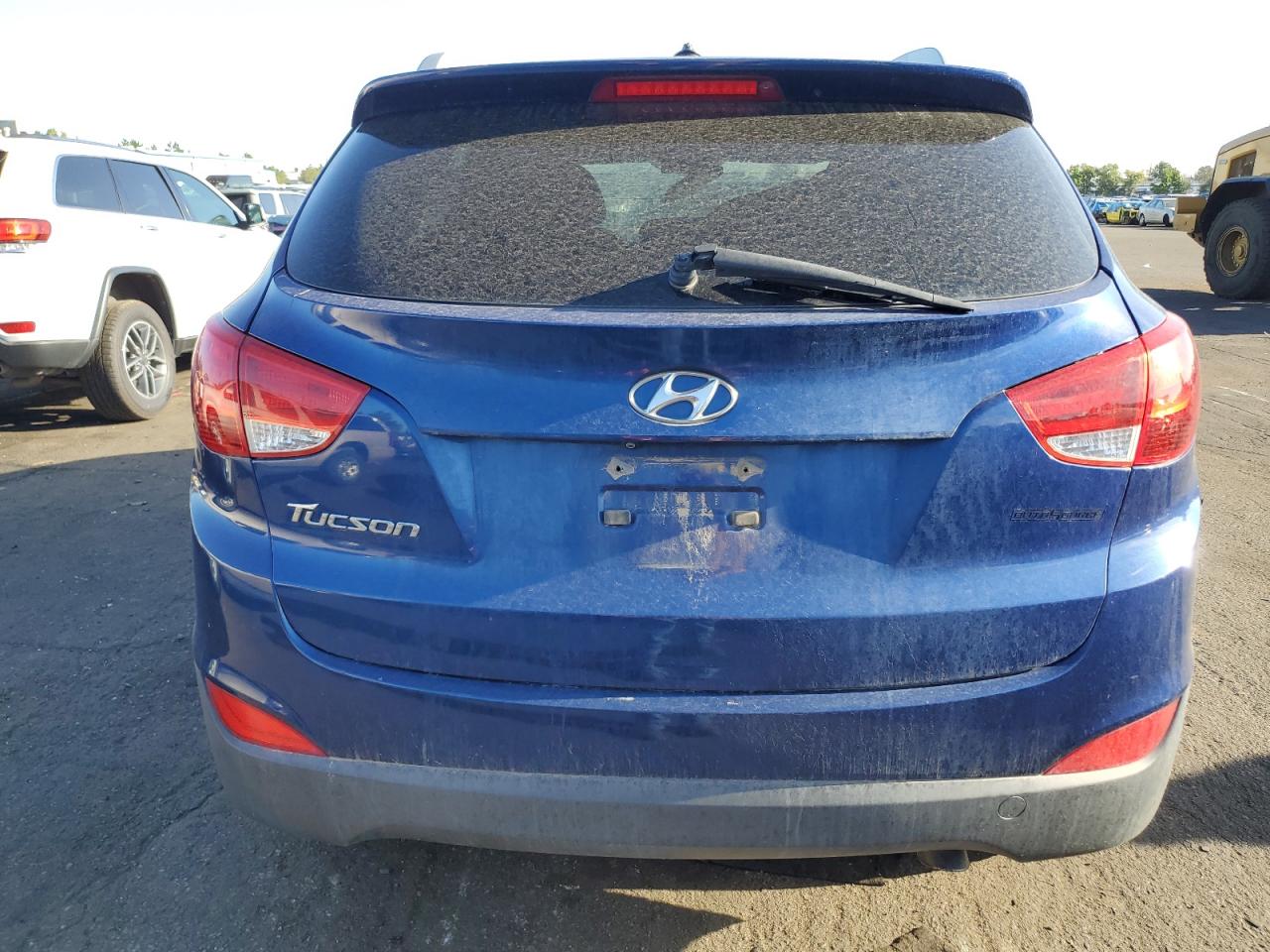 2015 Hyundai Tucson VIN KM8JU3AG7FU016313 Copart auction photo, front end damage thumbnail 6