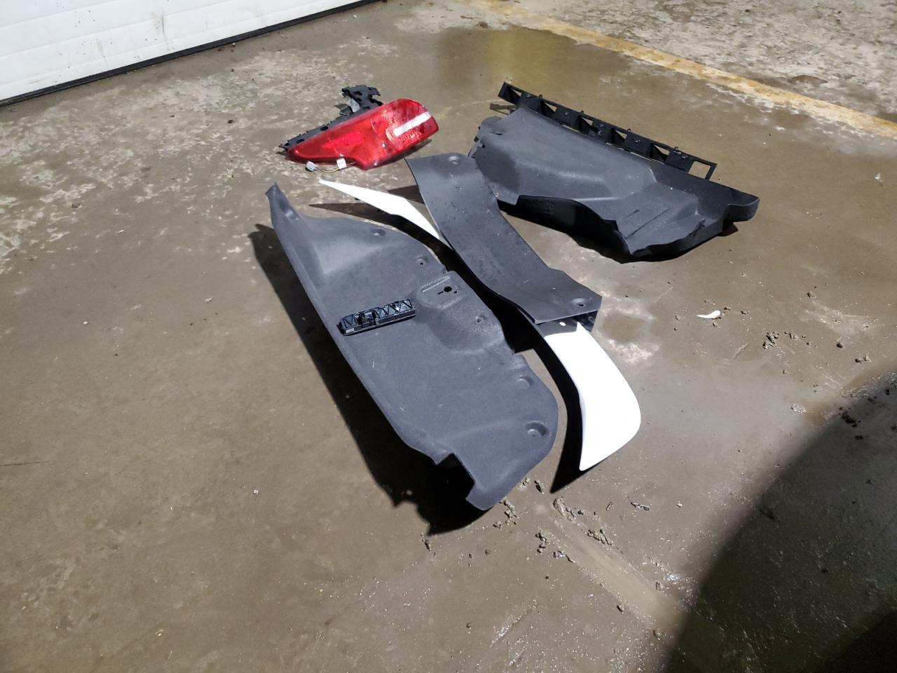 2015 Ford Focus VIN 1FADP3F23FL274054 Copart auction photo, rear end damage thumbnail 12