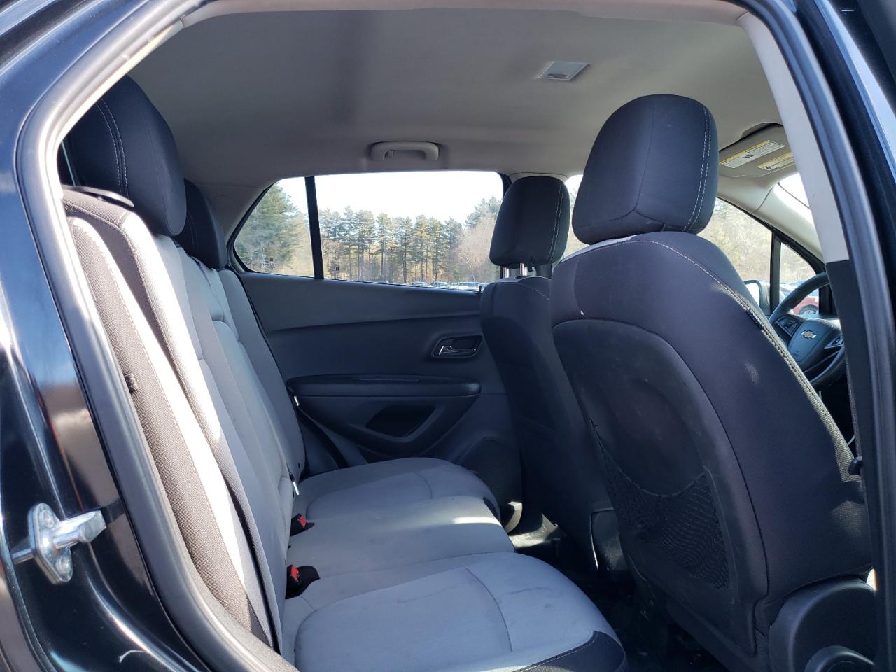 2015 Chevrolet Trax VIN 3GNCJLSB5FL253974 Copart auction photo, front end / minor dent/scratches damage thumbnail 11