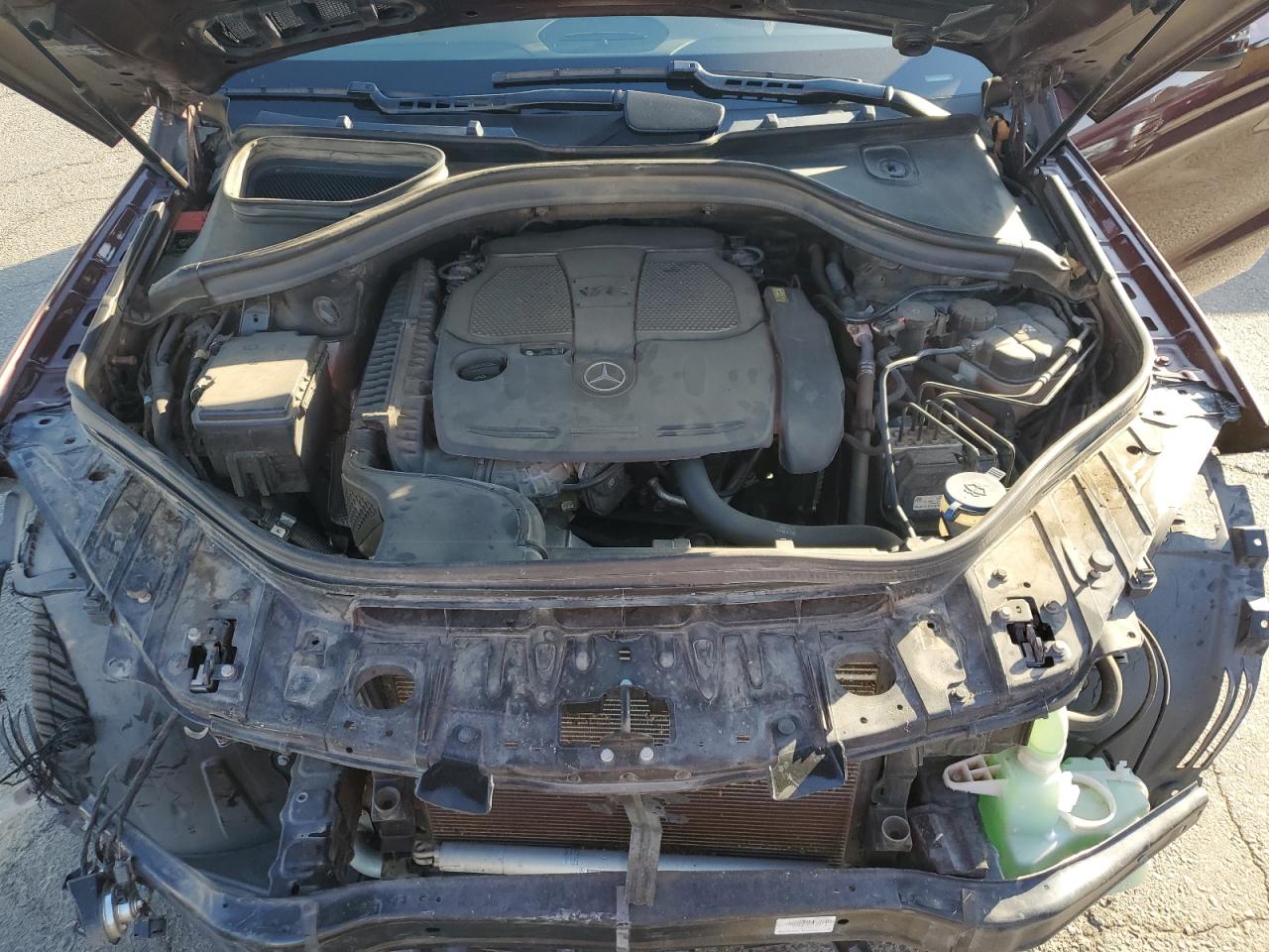 2015 Mercedes-Benz M-klasse VIN 4JGDA5JB5FA513447 Copart auction photo, front end damage thumbnail 12