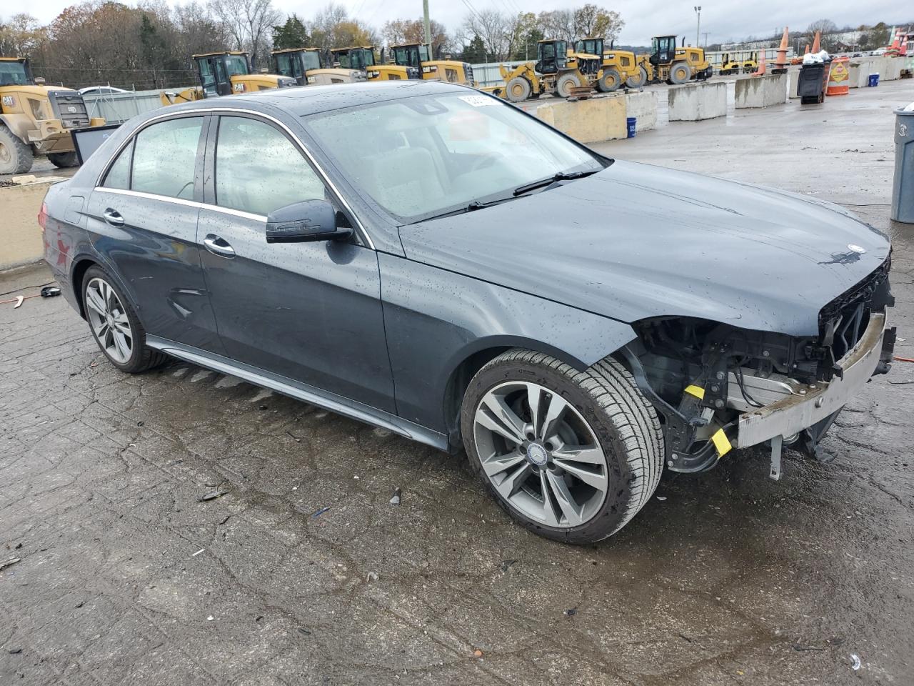 2014 Mercedes-Benz E-klasse VIN WDDHF5KB2EA865332 Copart auction photo, front end damage thumbnail 4