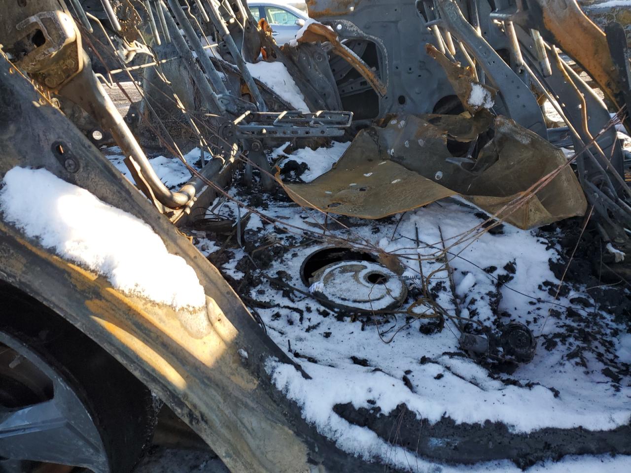 2020 Toyota RAV 4 VIN 2T3F1RFV0LC089861 Copart auction photo, burn damage thumbnail 11