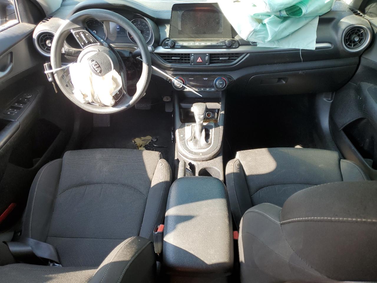 2019 KIA Forte VIN 3KPF24AD1KE040286 Copart auction photo, all over / vandalism damage thumbnail 8