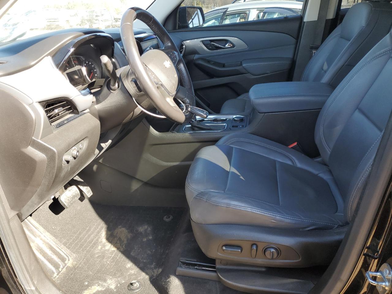 2018 Chevrolet Traverse VIN 1GNERHKW3JJ159643 Copart auction photo, front end damage thumbnail 7