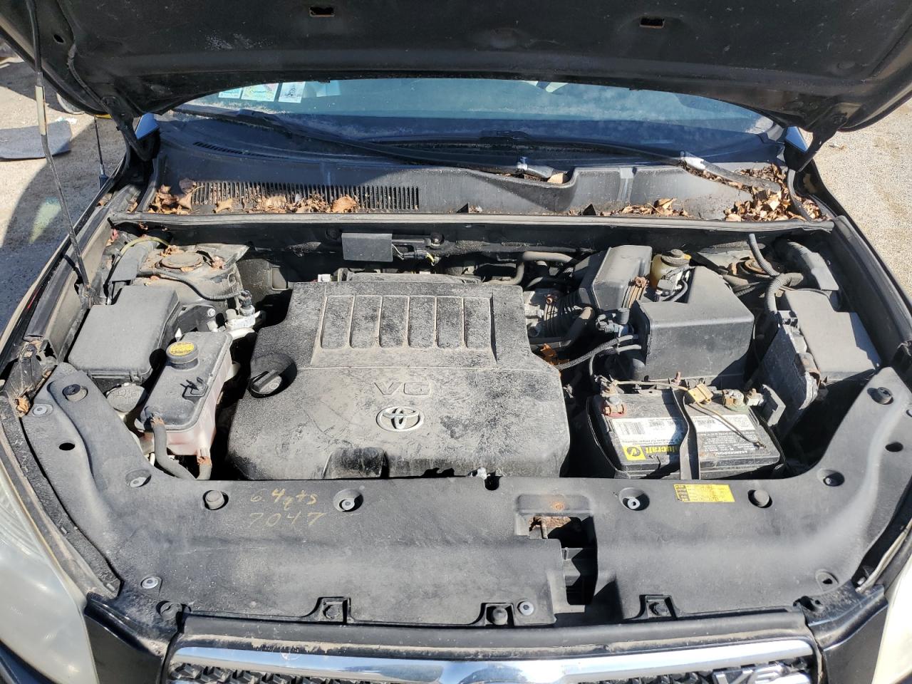 2007 Toyota RAV 4 VIN JTMBK31V076016334 Copart auction photo, minor dent/scratches damage thumbnail 11