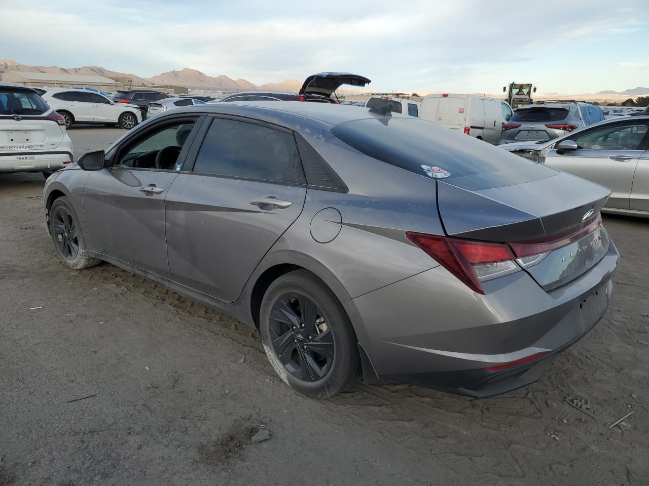 2022 Hyundai Elantra VIN KMHLM4AG5NU337117 Copart auction photo, side damage thumbnail 2