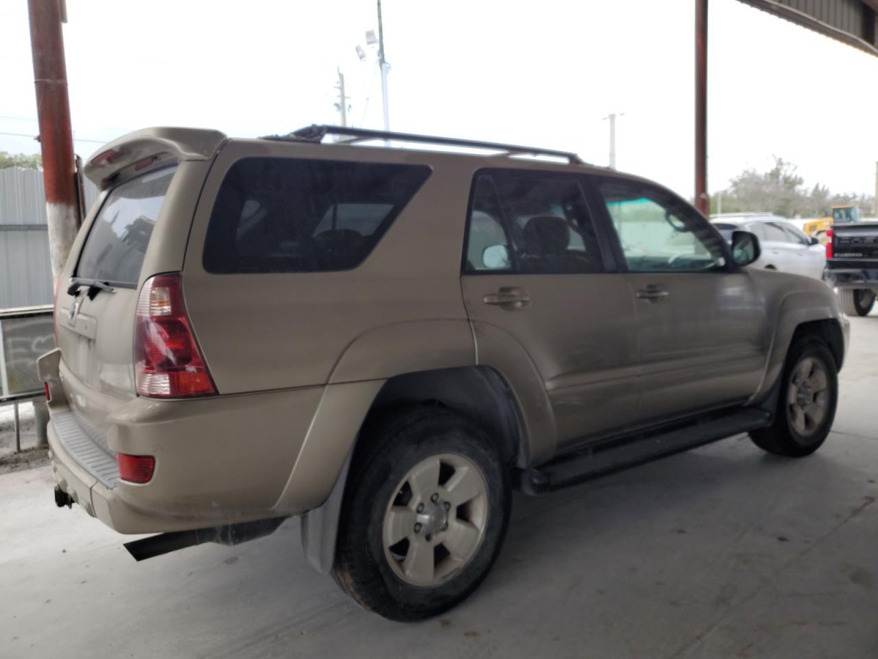 2004 Toyota 4Runner VIN JTEZU14R448014240 Copart auction photo, front end / side damage thumbnail 3