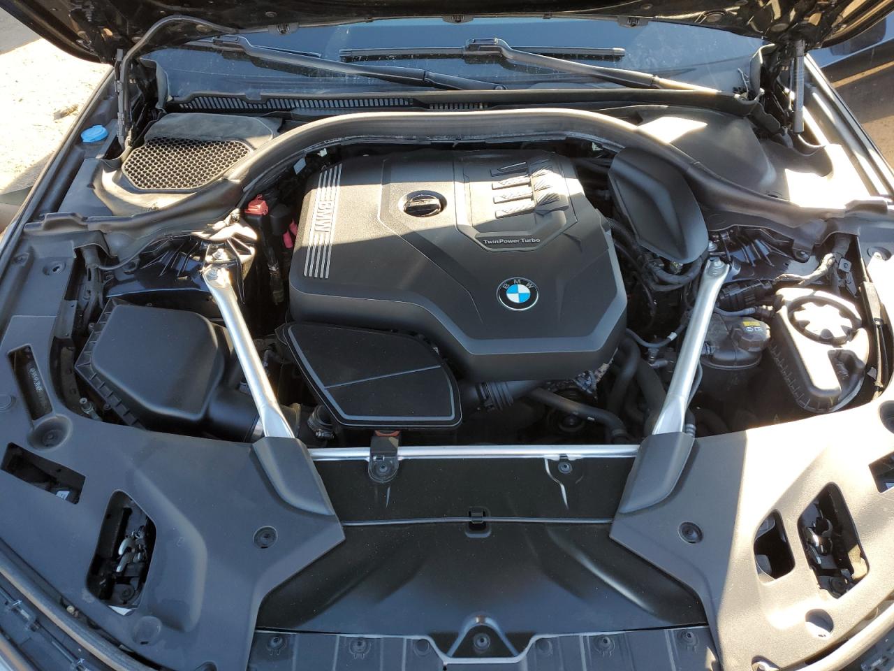 2021 BMW 5er VIN WBA53BH05MWW98442 Copart auction photo, all over damage thumbnail 11