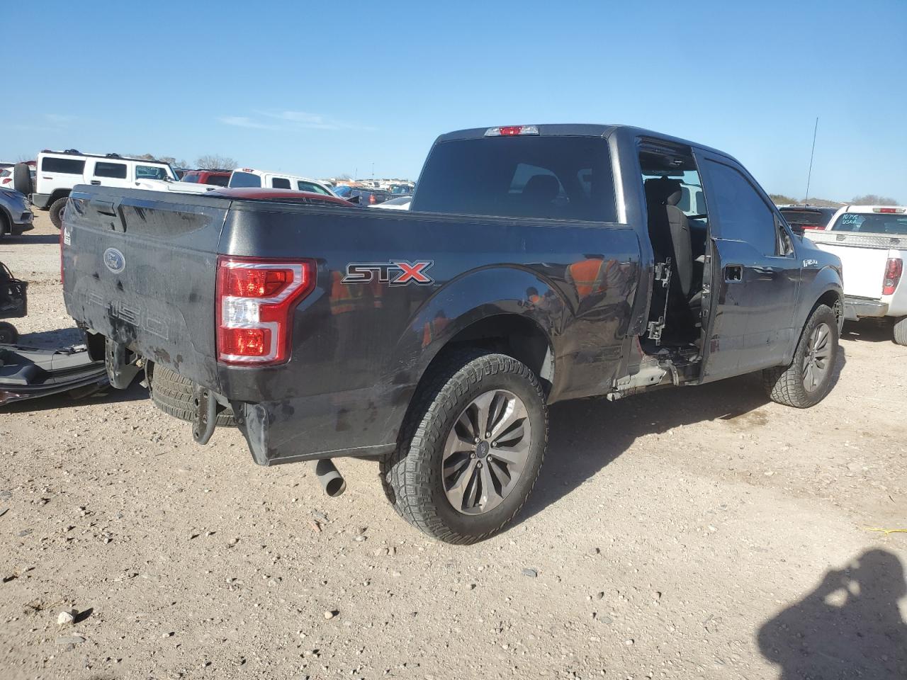 2018 Ford F-150 VIN 1FTEX1CP9JKG03471 Copart auction photo, stripped / minor dent/scratches damage thumbnail 3