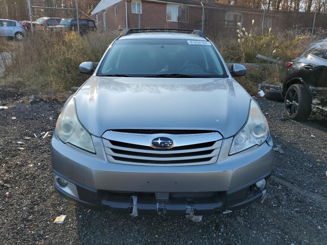 2011 Subaru Outback VIN 4S4BRBCC3B3358965 Copart auction photo, side / front end damage thumbnail 5