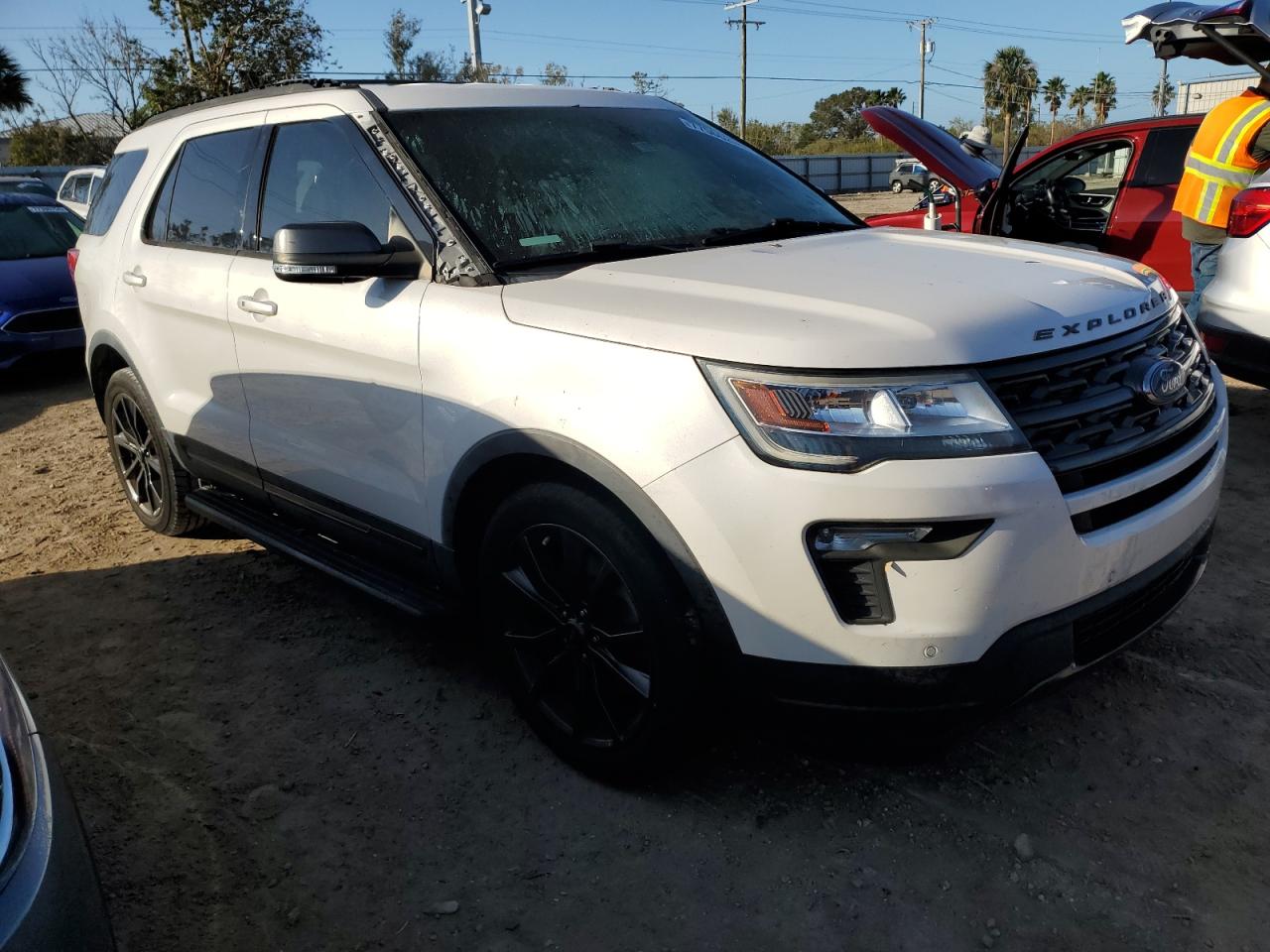 2018 Ford Explorer VIN 1FM5K7D81JGA52105 Copart auction photo, water/flood damage thumbnail 4
