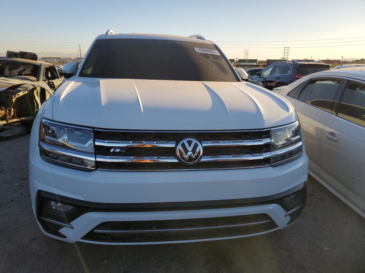 2019 Volkswagen Atlas VIN 1V2RR2CA6KC617917 Copart auction photo, front end damage thumbnail 5