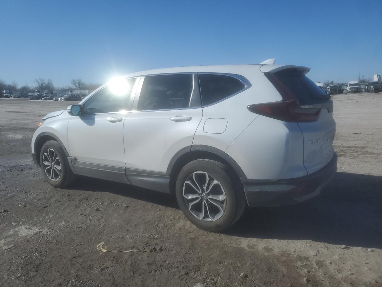 2022 Honda CR-V VIN 2HKRW2H81NH633371 Copart auction photo, front end / rear end damage thumbnail 2