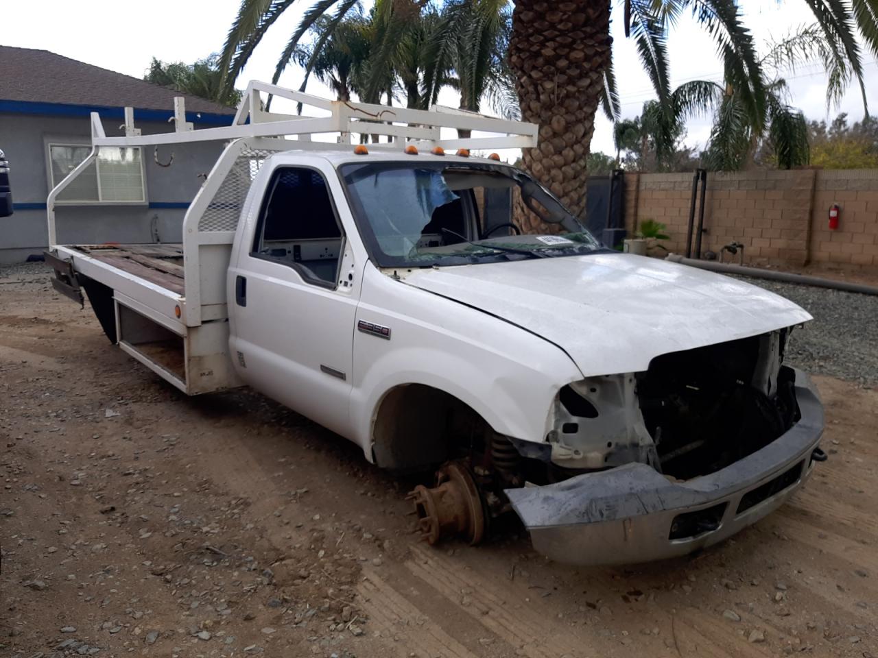 2006 Ford F350 VIN 1FDWF36P56EA71720 Copart auction photo, stripped damage thumbnail 4