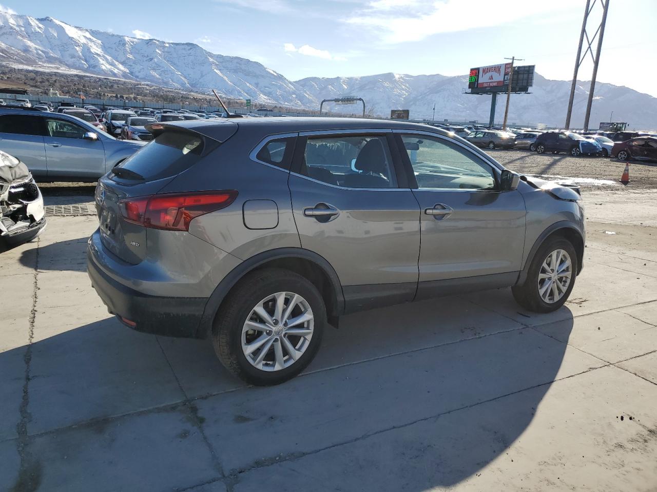 2018 Nissan Rogue VIN JN1BJ1CR0JW283507 Copart auction photo, front end damage thumbnail 3