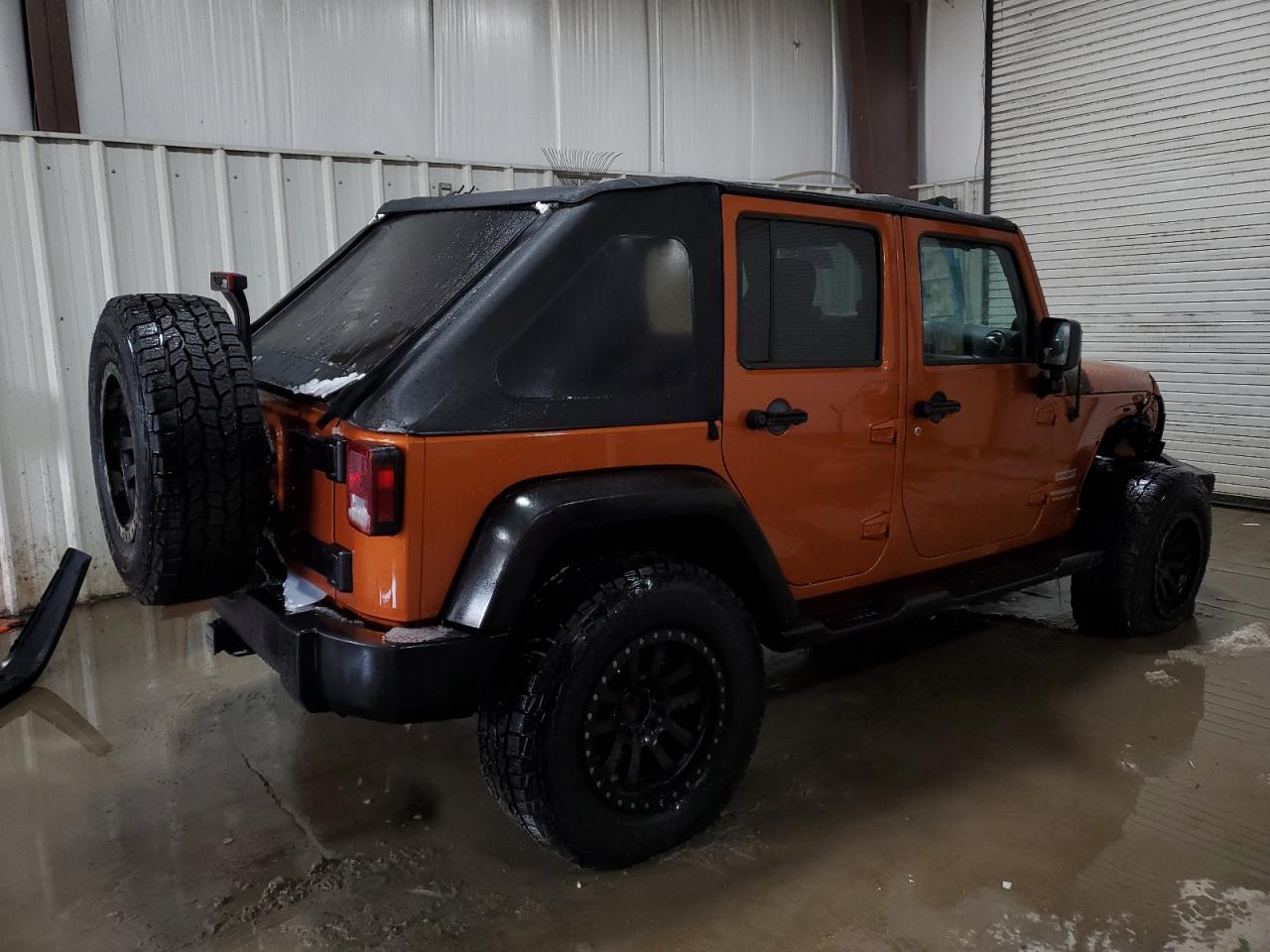 2011 Jeep Wrangler VIN 1J4BA3H13BL546078 Copart auction photo, front end damage thumbnail 3