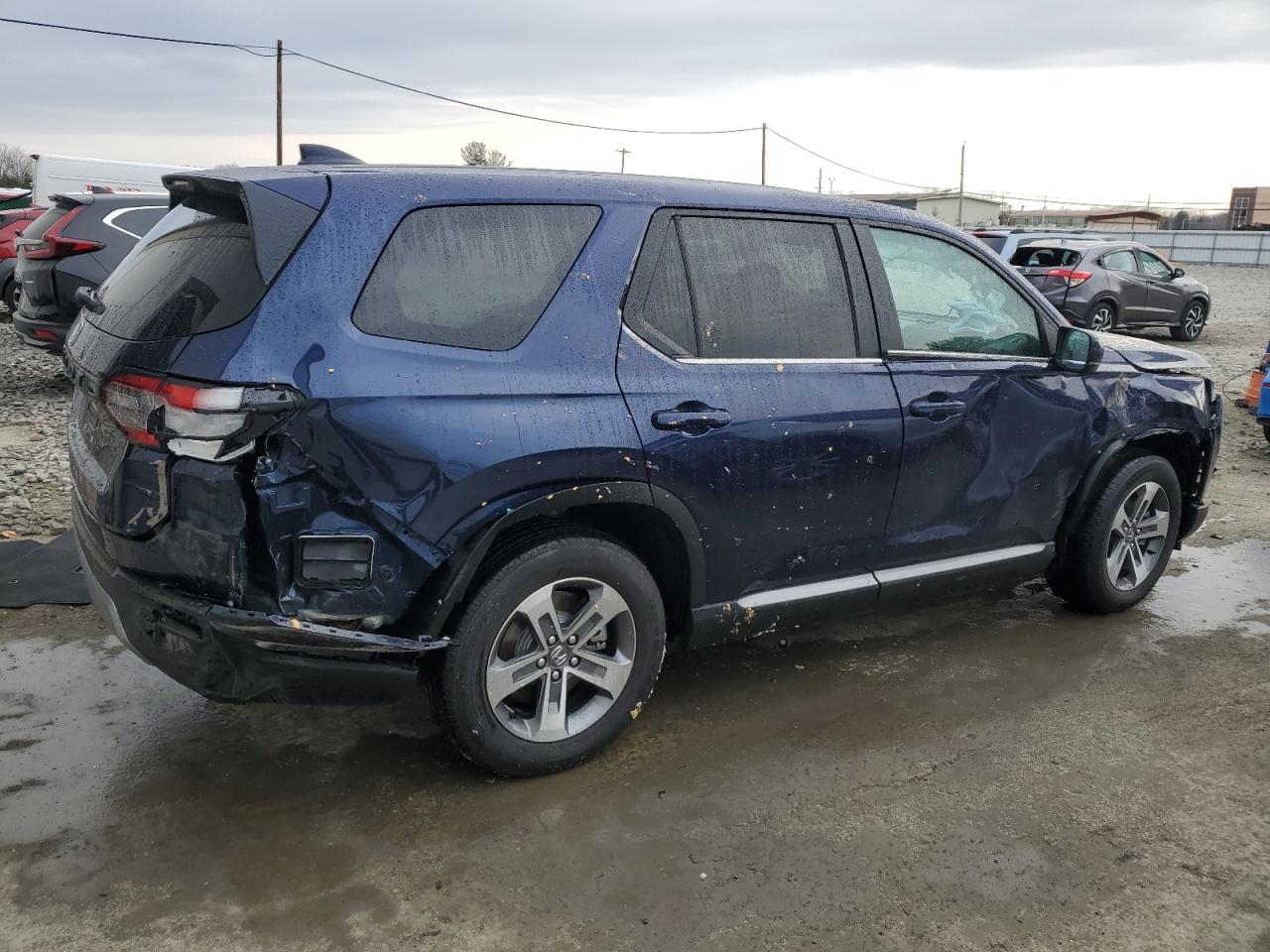 2024 Honda Pilot VIN 5FNYG1H43RB040972 Copart auction photo, side damage thumbnail 3