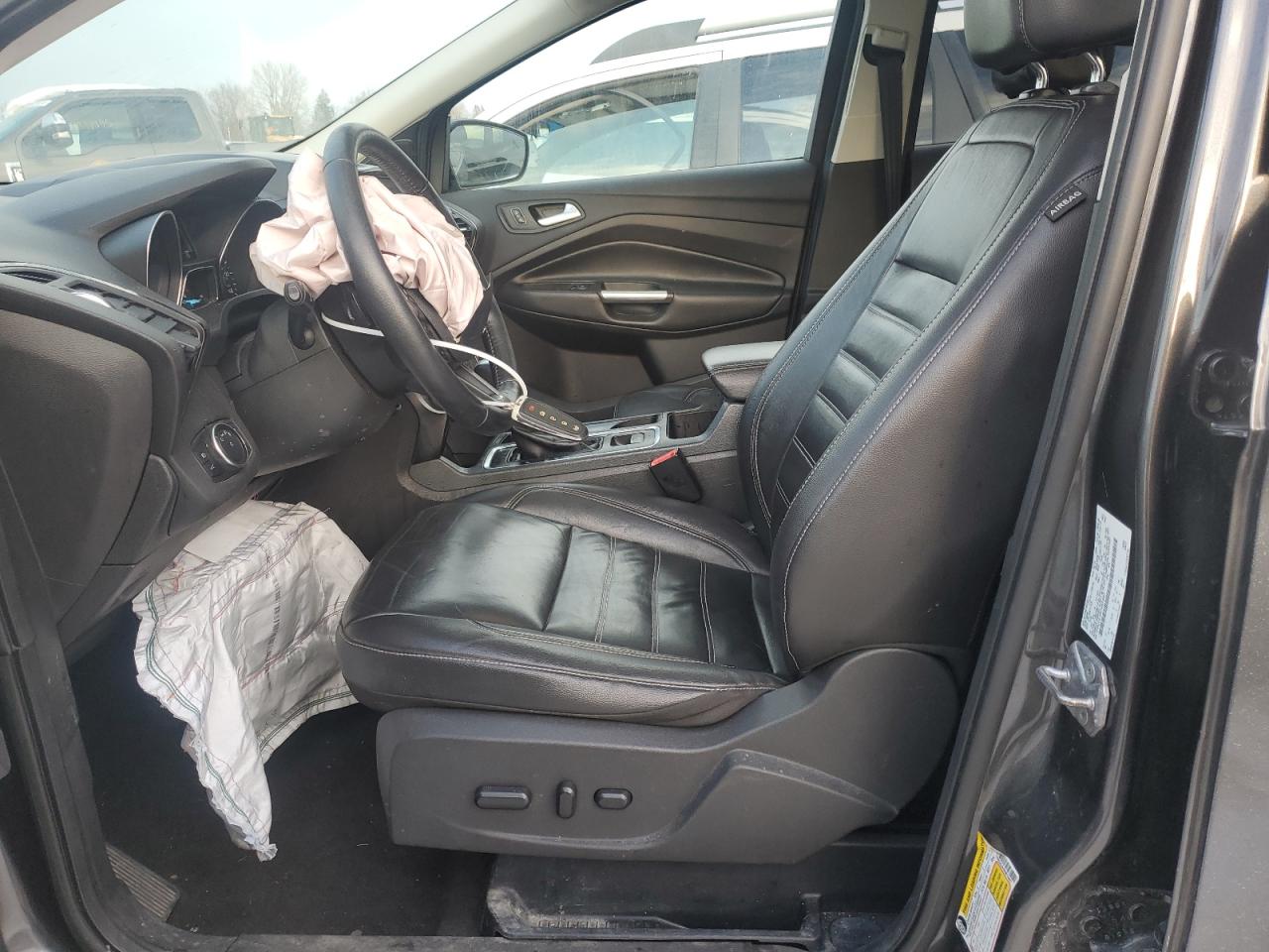 2017 Ford Escape VIN 1FMCU9J94HUB70803 Copart auction photo, front end damage thumbnail 7