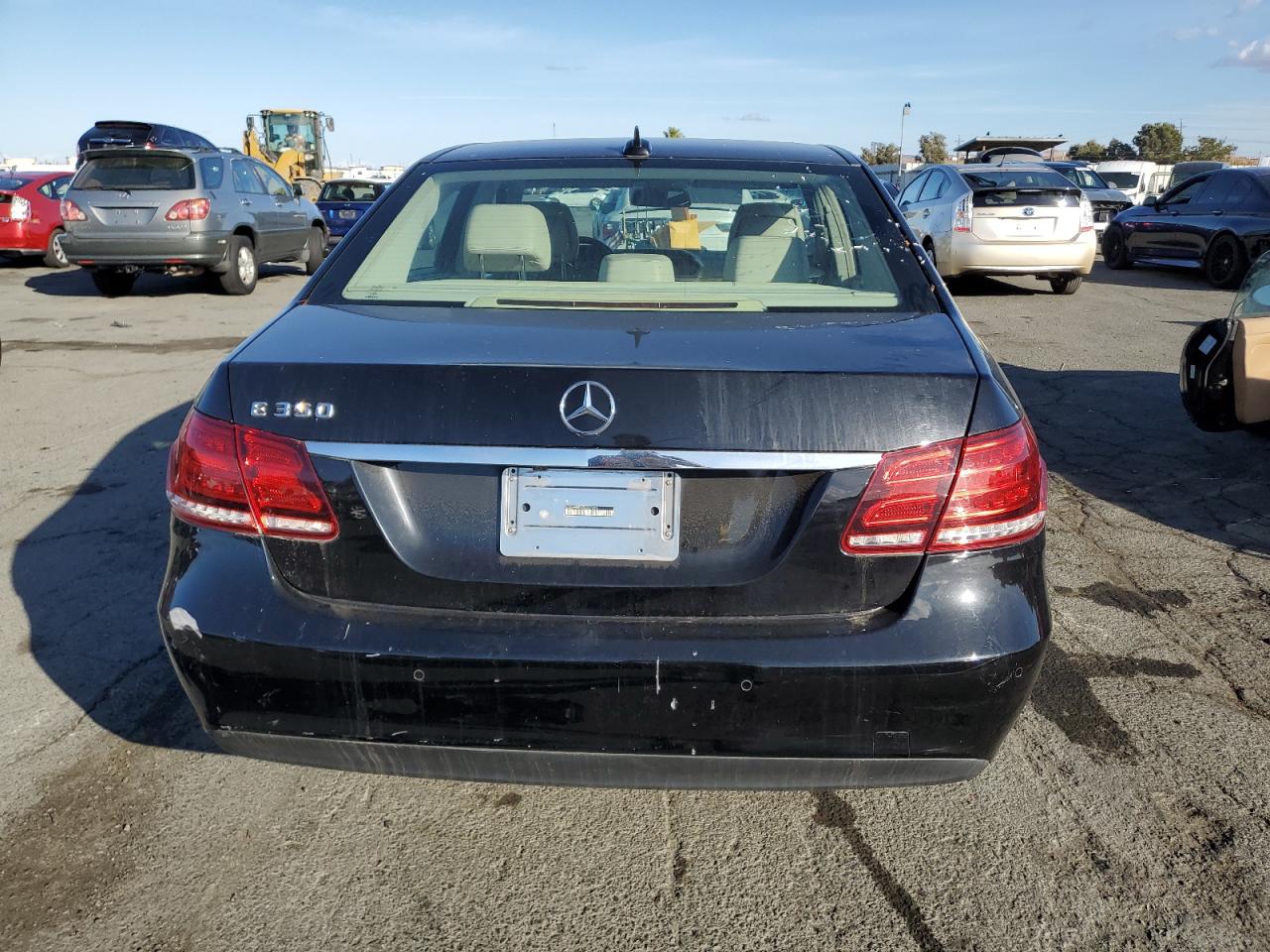 2014 Mercedes-Benz E-klasse VIN WDDHF5KB4EA927474 Copart auction photo, vandalism damage thumbnail 6